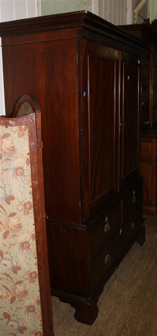Mahogany linen press